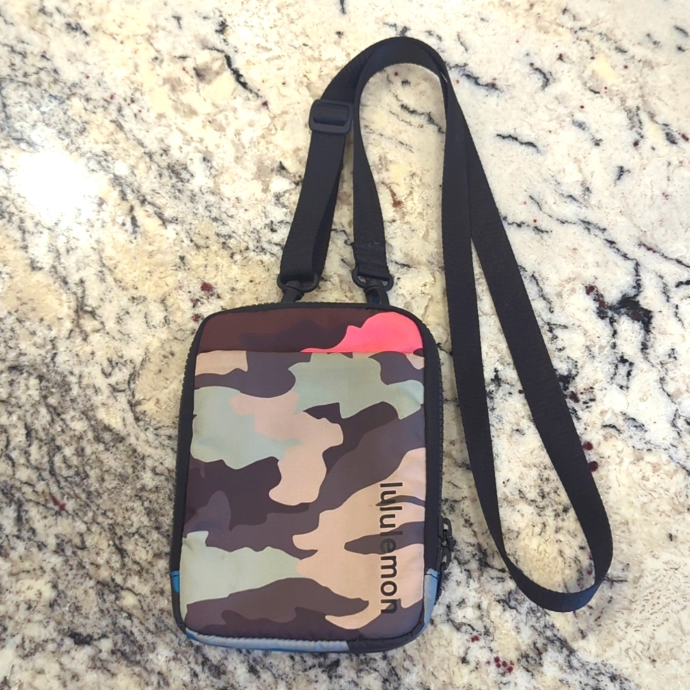 Easy Access Crossbody